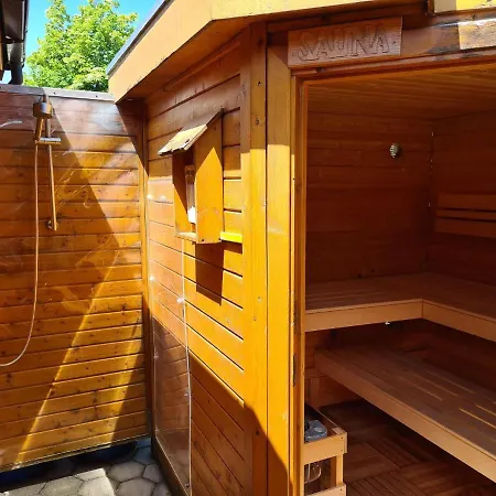 Apartamento In With Sauna Ski Storage And Garden